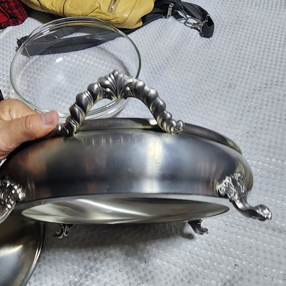 VINTAGE COLONIAL BOARDMAN PEWTER SERVER WITH PYREX 2 QT GLASS BOWL SET RARE - Picture 9 of 12